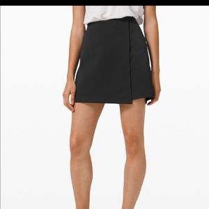 Lululemon SEEK NEW SITES SKORT